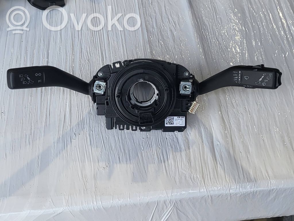 Volkswagen Touran I Interruptor/palanca de limpiador de luz de giro 