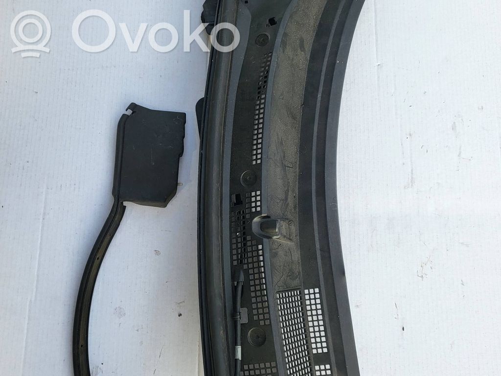 Mazda CX-3 Wiper trim 