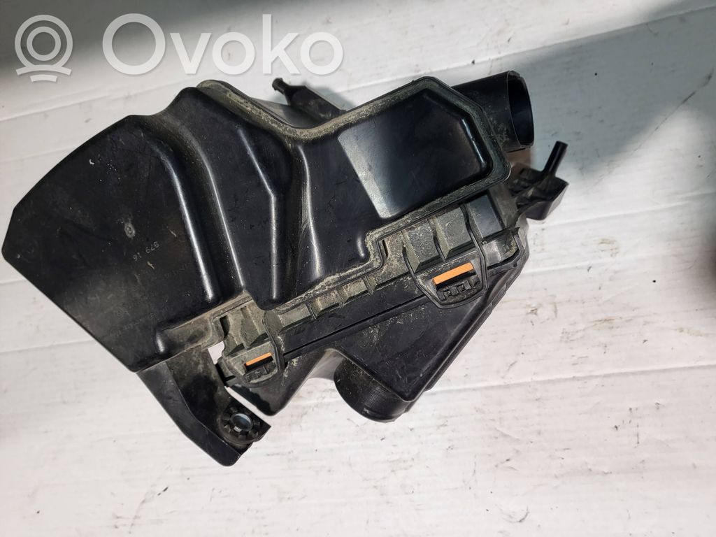 Renault Twingo III Luftfilterkasten 