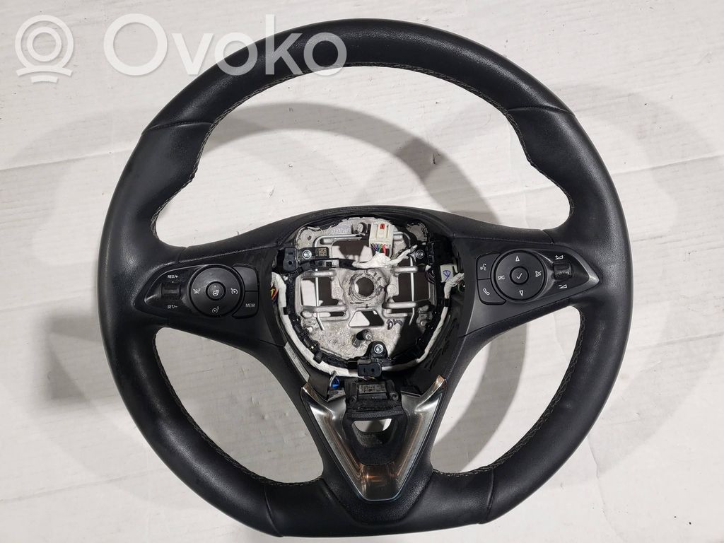 Opel Corsa F Ohjauspyörä 