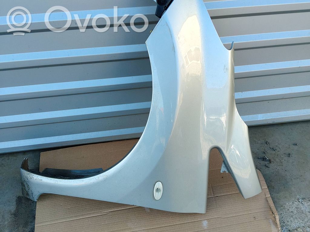 Nissan Note (E12) Fender 