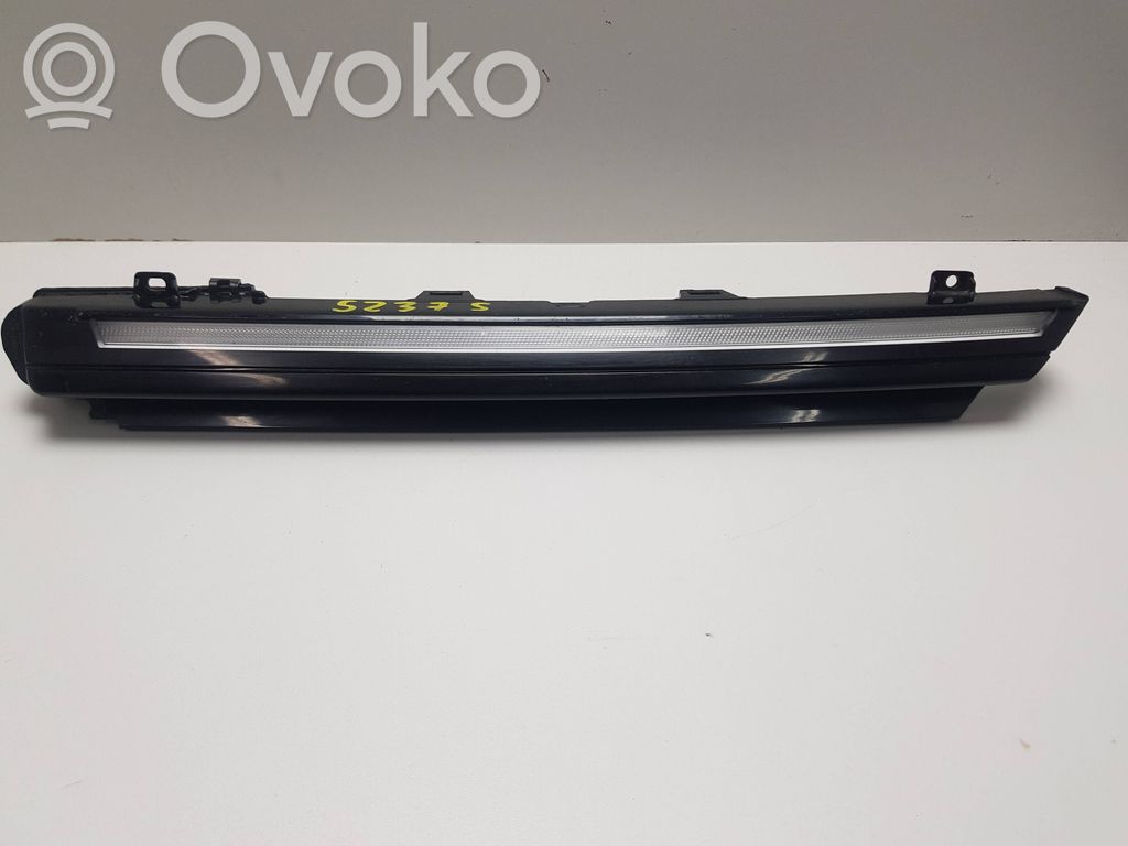 Volkswagen Golf VIII Lampa LED do jazdy dziennej 