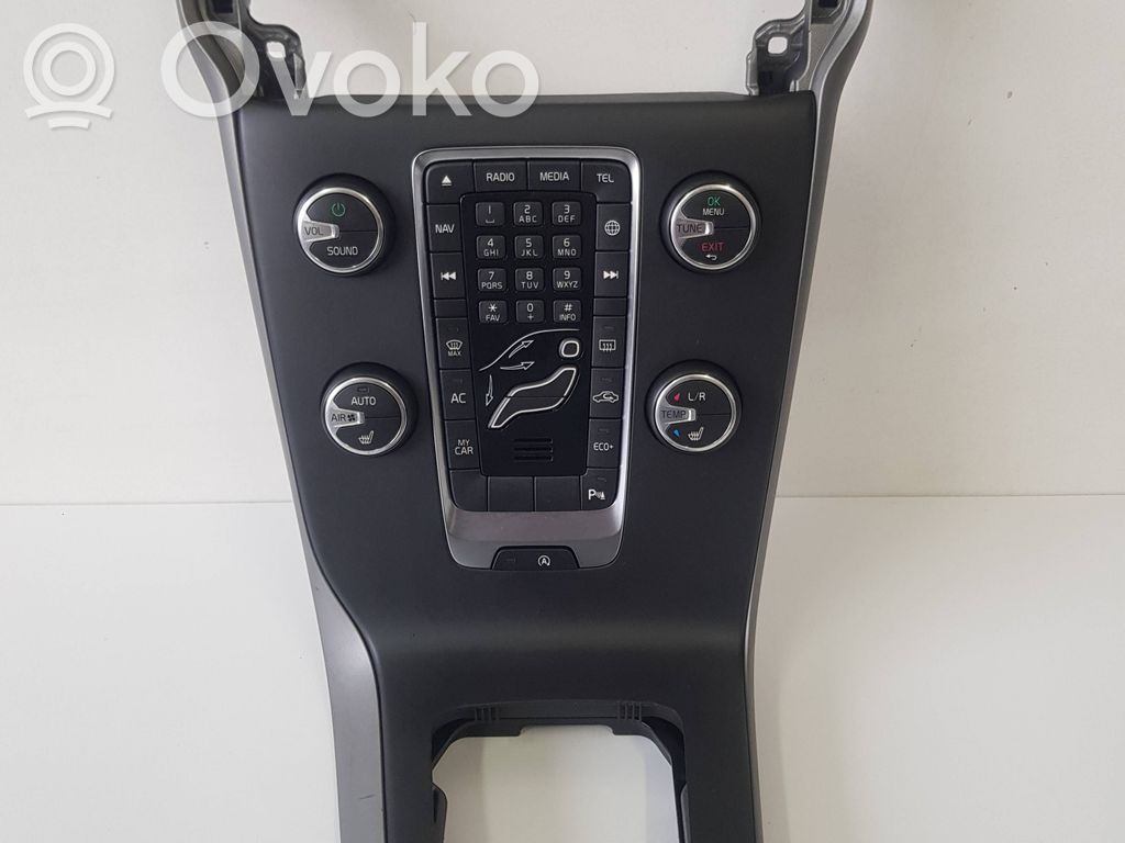Volvo V40 Climate control unit 