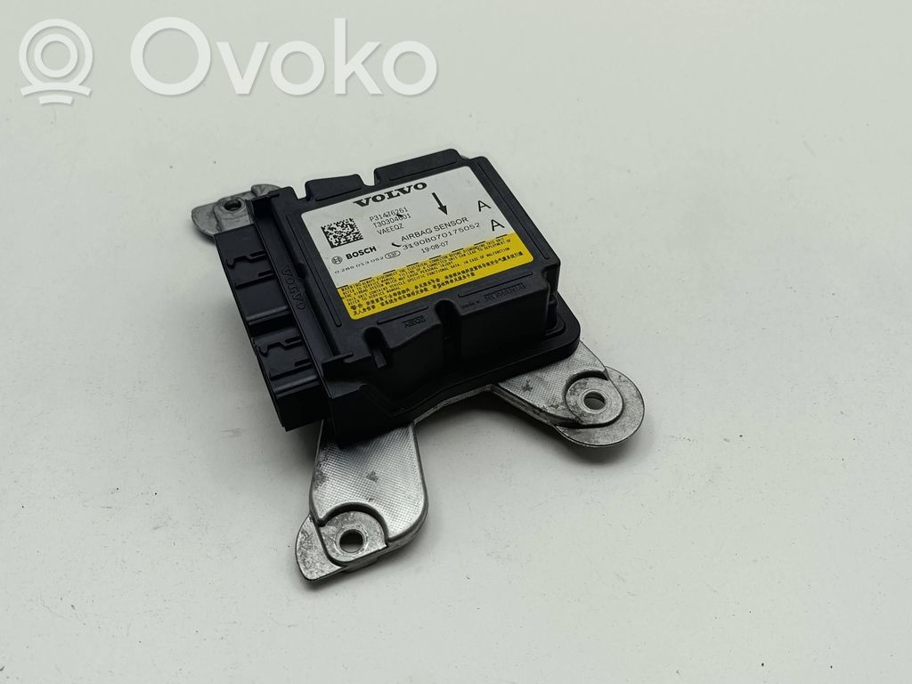 Volvo S90, V90 Airbag control unit/module 