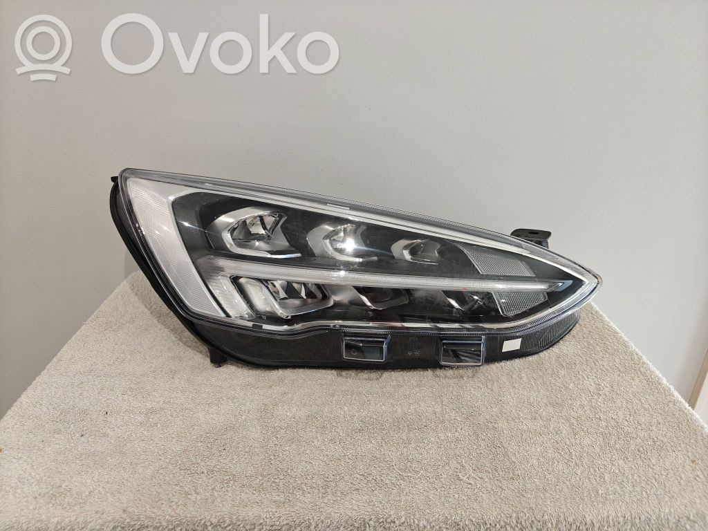 Ford Focus Headlight/headlamp 