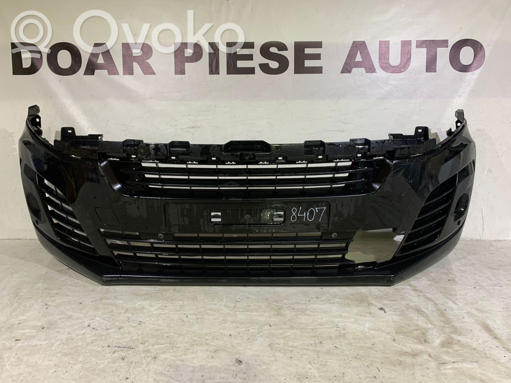Opel Zafira Life Priekinis bamperis 