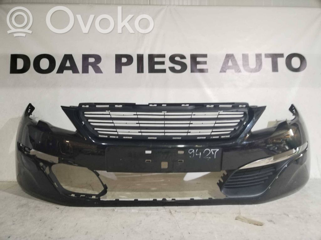 Peugeot 308 Zderzak przedni 