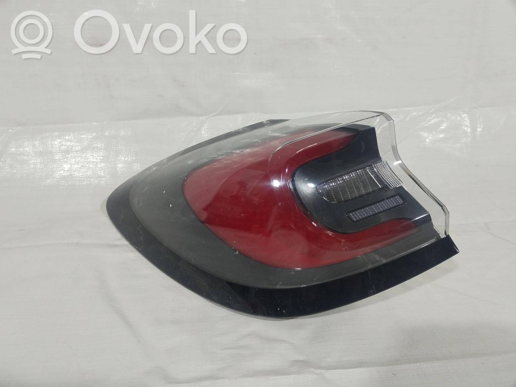 Ford Puma Takaluukun valon lasit 