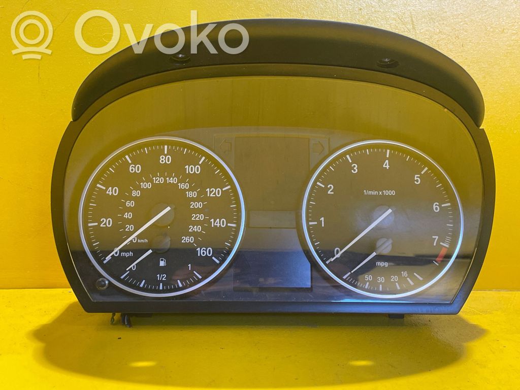 Speedometer (instrument cluster)   9187059,168KM,RZ2R11P6K8