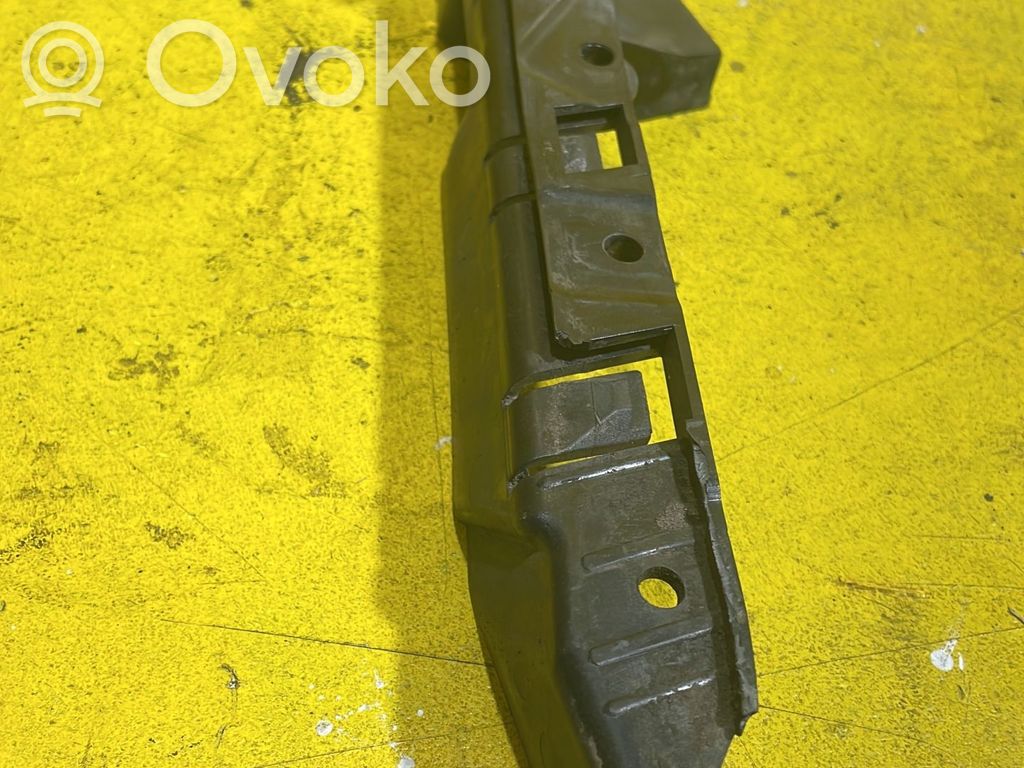 Front bumper mounting bracket   7033705,214KM,RZ3R2P2K1