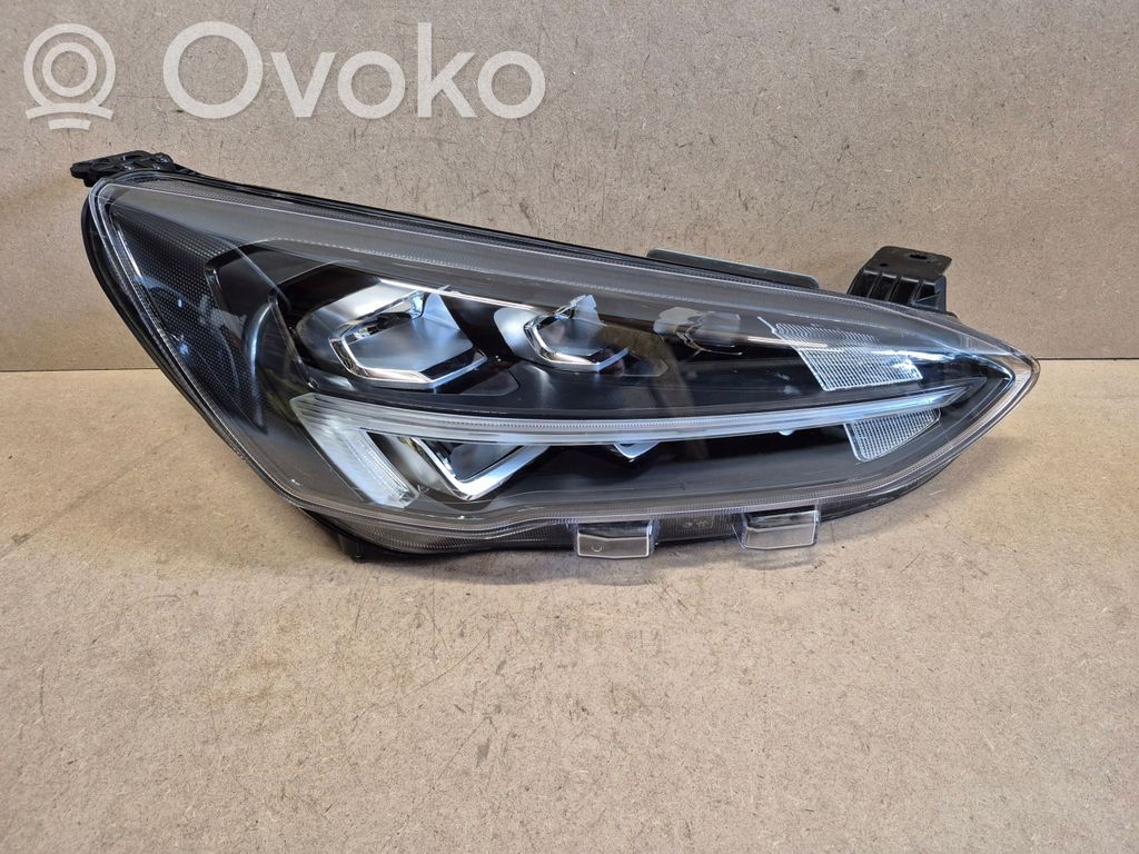 Ford Focus Headlight/headlamp 