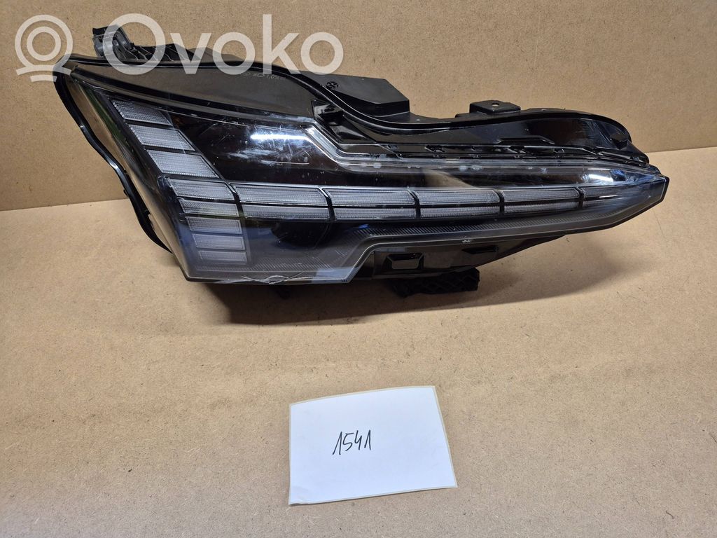Volvo EX30 Headlight/headlamp 