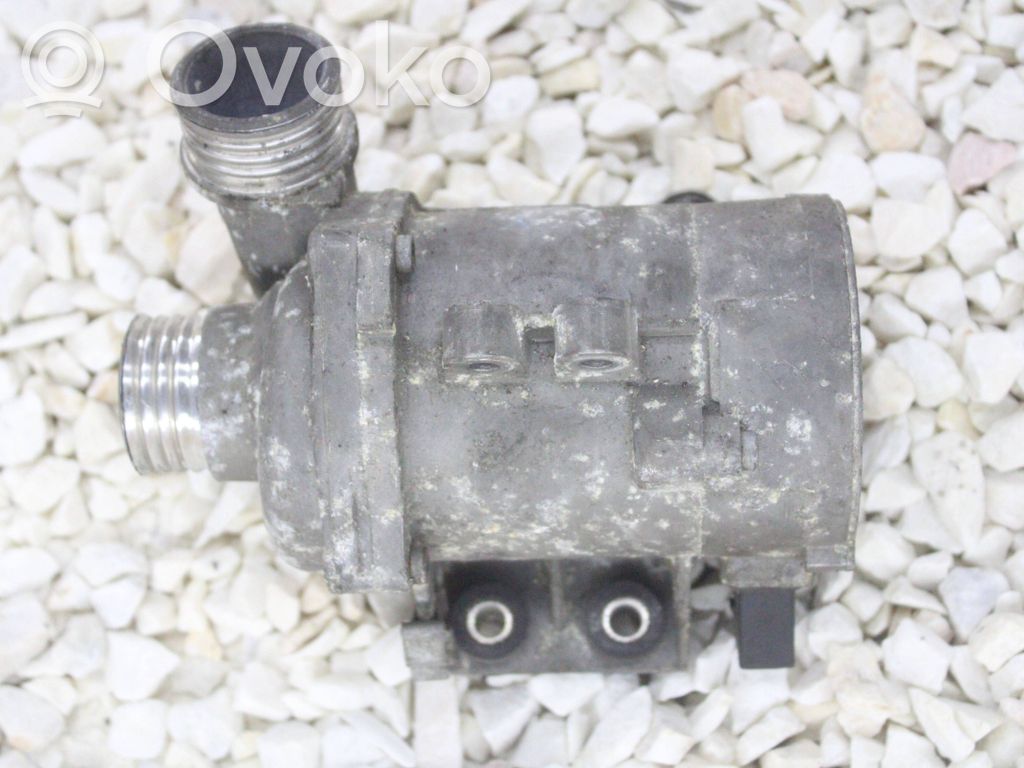 BMW 3 E90 E91 Water pump 