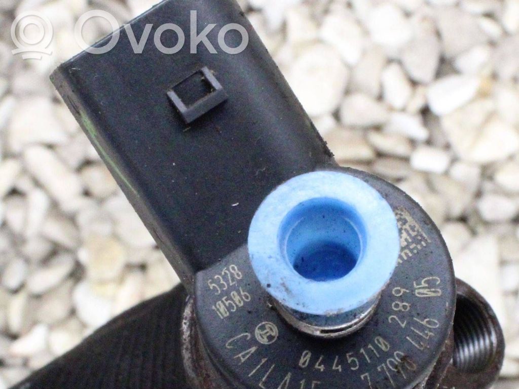 Fuel injector   7798446,0445110289