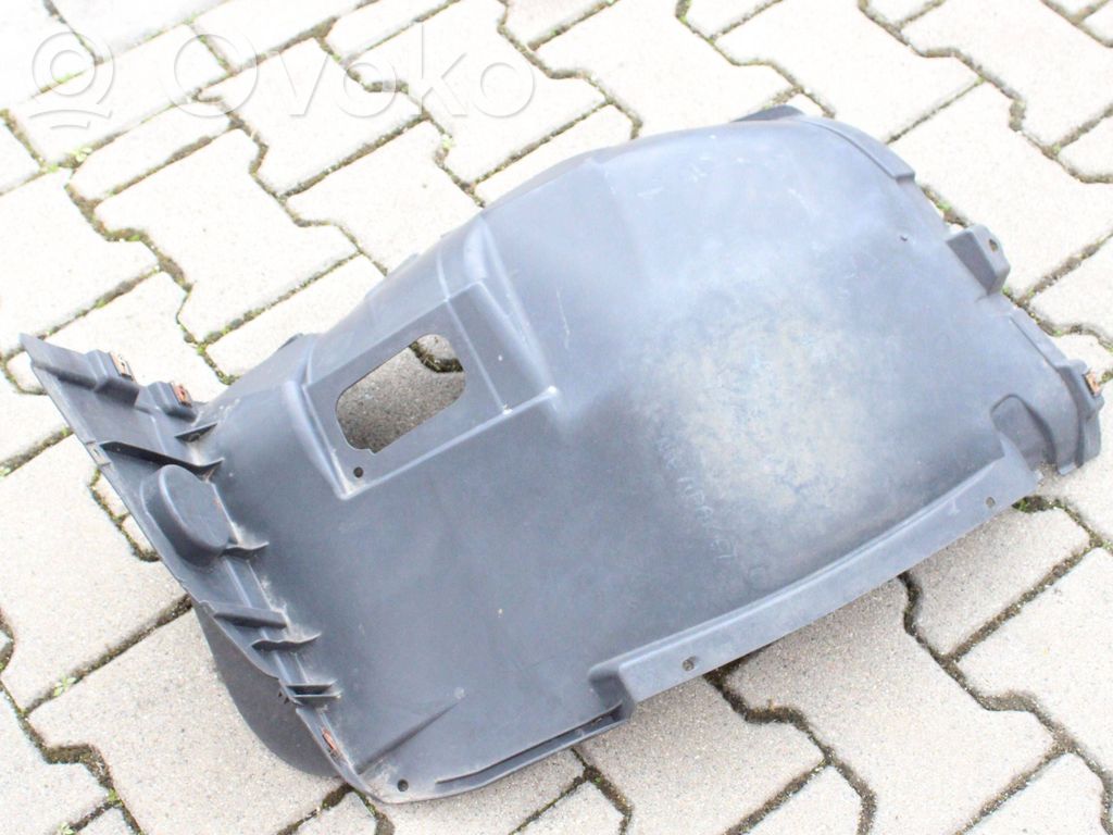 Front wheel arch liner splash guards   7154415