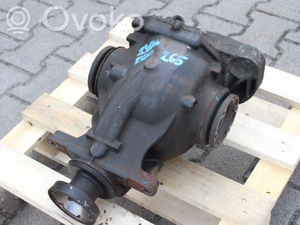 BMW 5 E60 E61 Galinis reduktorius 
