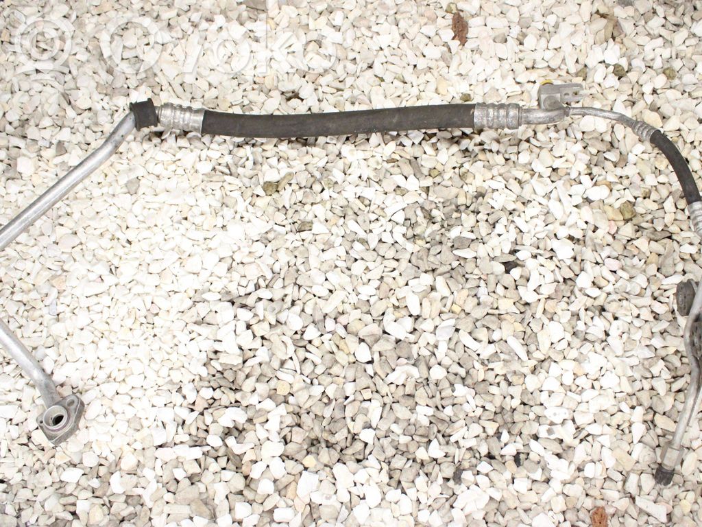 BMW 5 E60 E61 Air conditioning (A/C) pipe/hose 