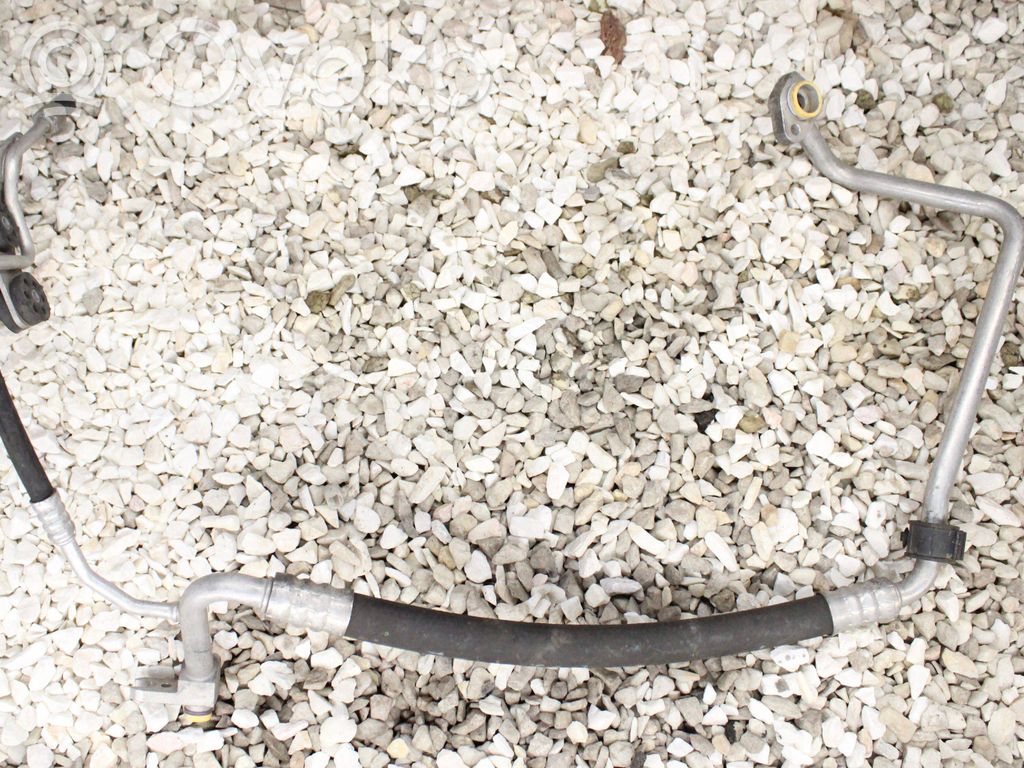 BMW 5 E60 E61 Air conditioning (A/C) pipe/hose 