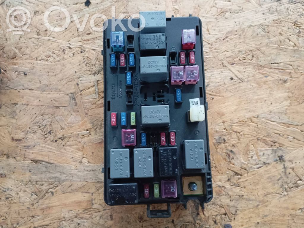 Chevrolet Aveo Fuse box set 