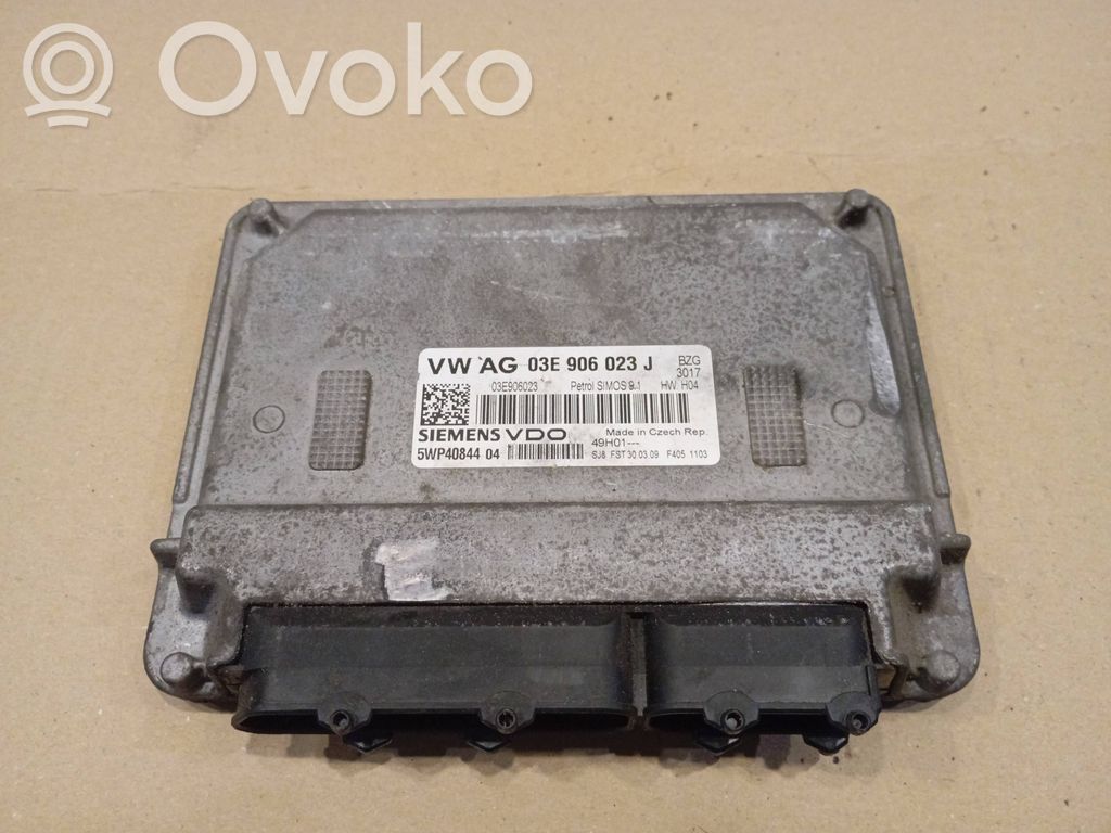 Skoda Roomster (5J) Engine control unit/module 