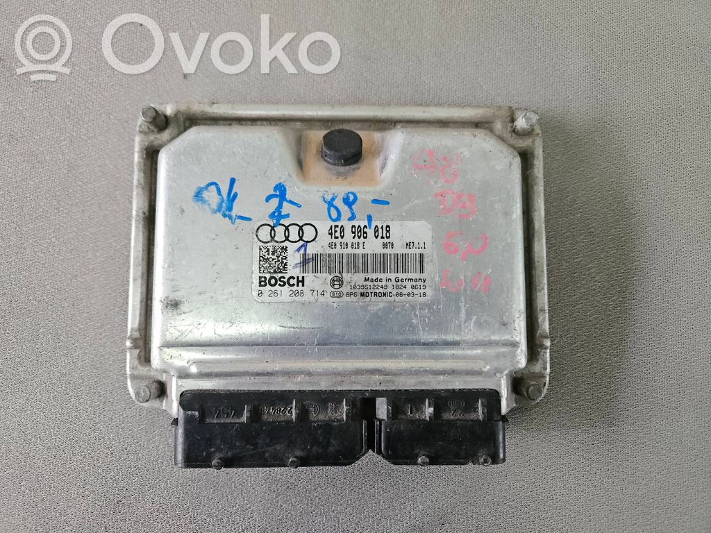 Unidad de control/módulo del motor   0261208714,4E0910018E,4E0906018
