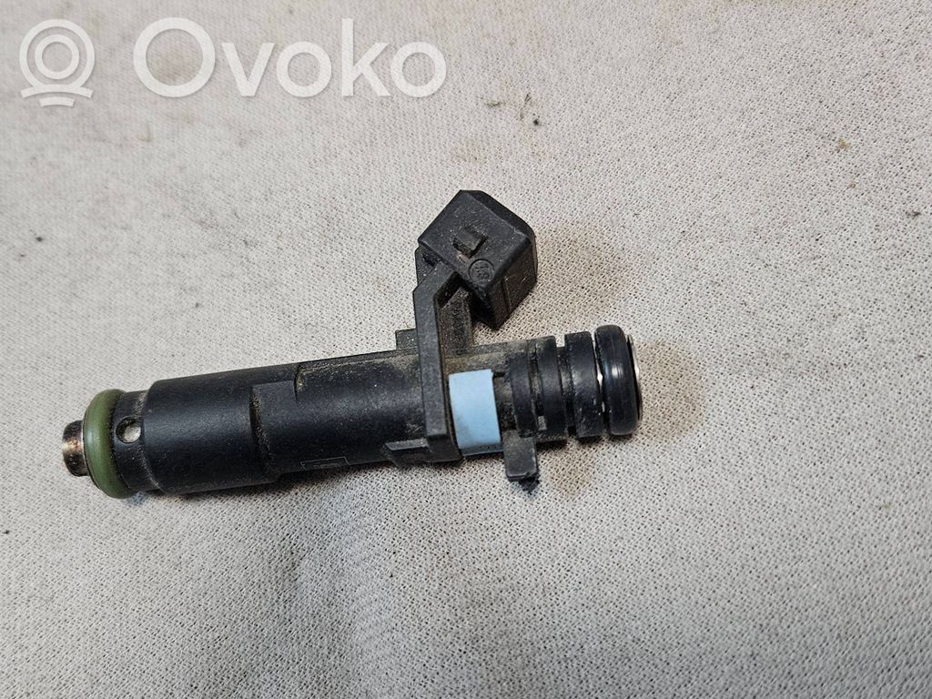 Chevrolet Spark Fuel injector 