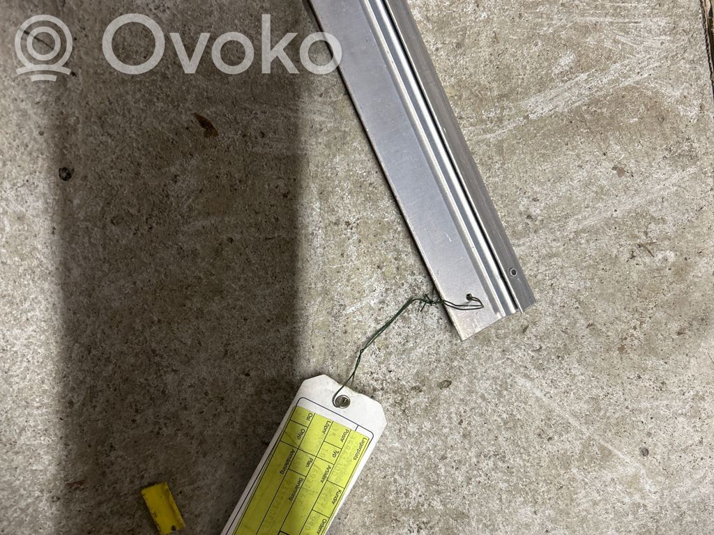 Lokasuoja   6937163