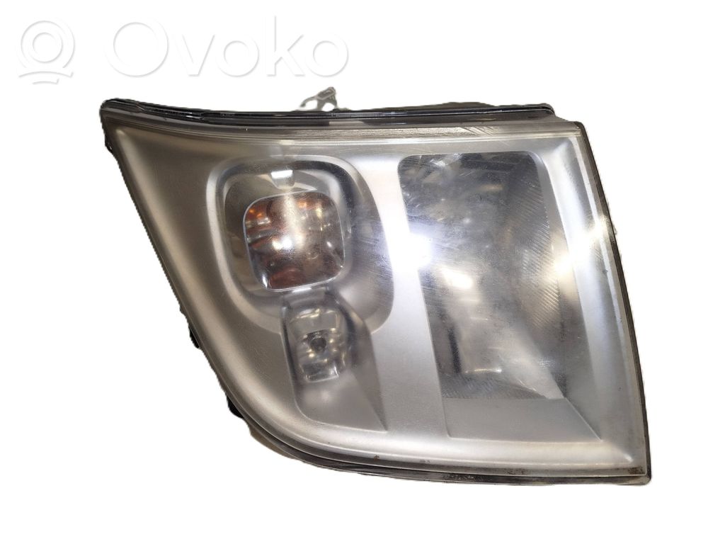 Ford Transit Lampa przednia 