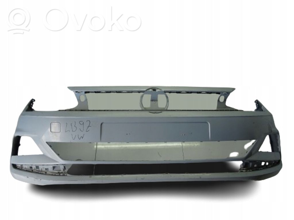Volkswagen Polo VI Parachoques delantero 