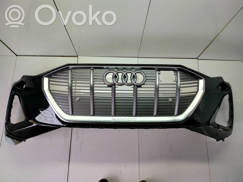 Audi e-tron Priekinis bamperis 