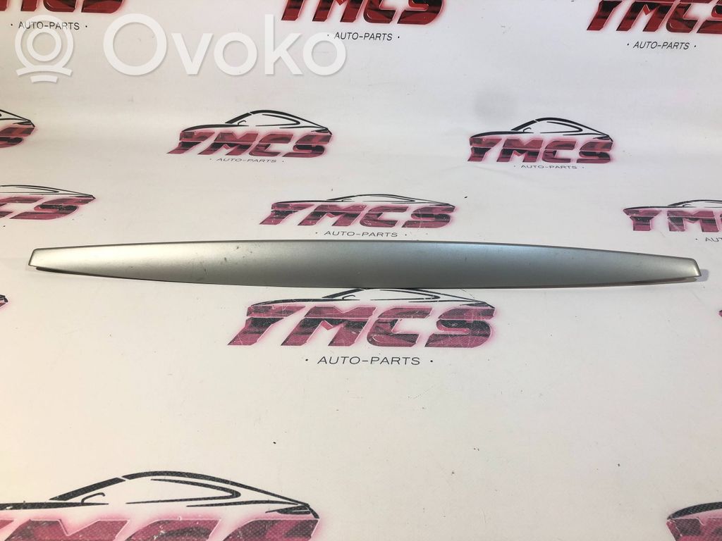 BMW 1 E81 E87 Dashboard glove box trim 