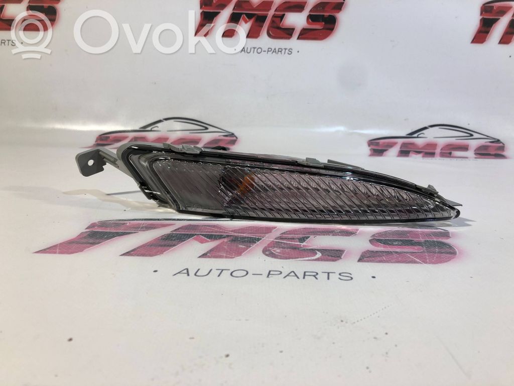 Opel Astra J Front indicator light 