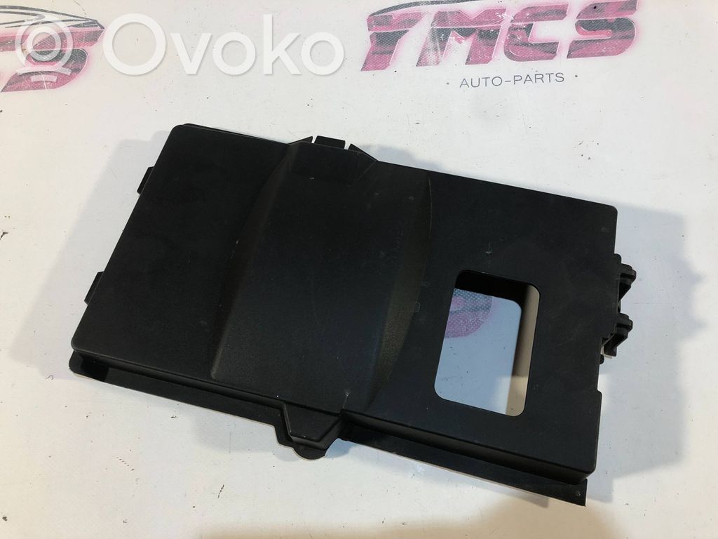 Ford Focus Akumuliatoriaus dėžė 
