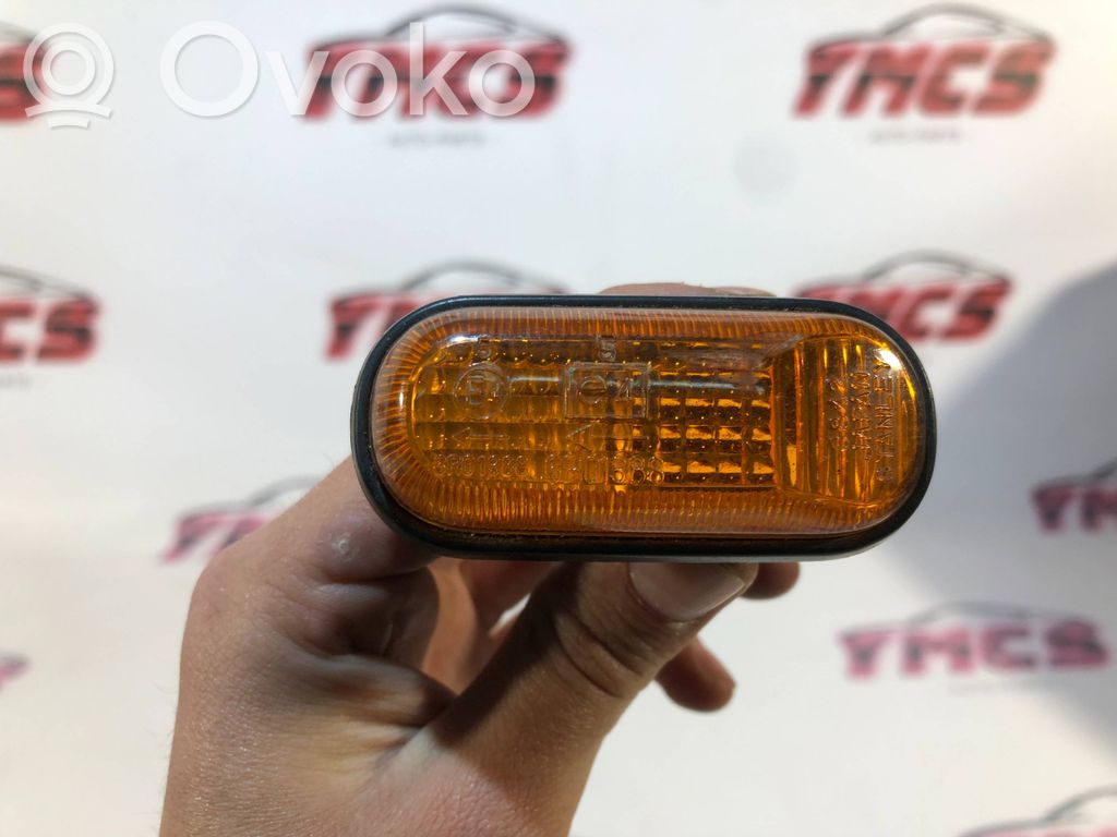 Honda Civic Front fender indicator light 