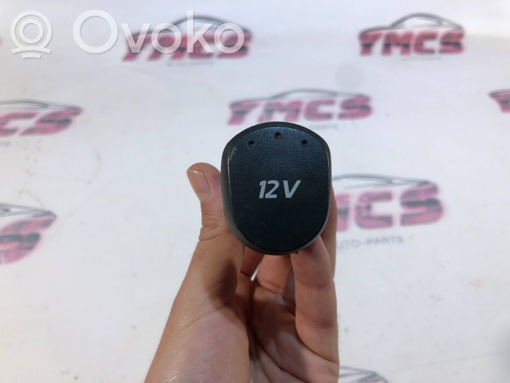 Citroen Jumper 12 V Socket (front) 