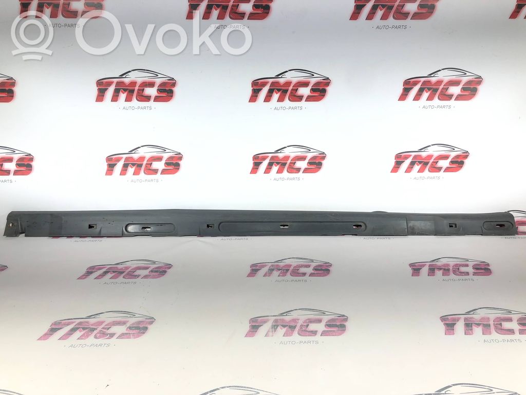 Ford Focus Sill 