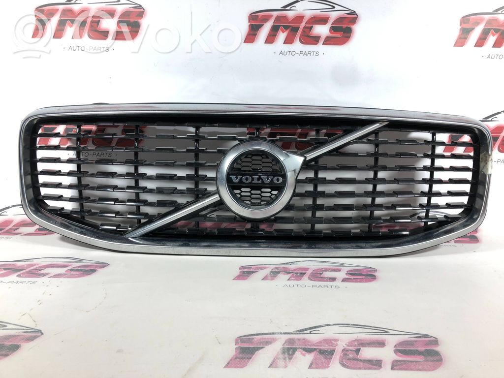 Volvo XC60 Griglia superiore del radiatore paraurti anteriore 