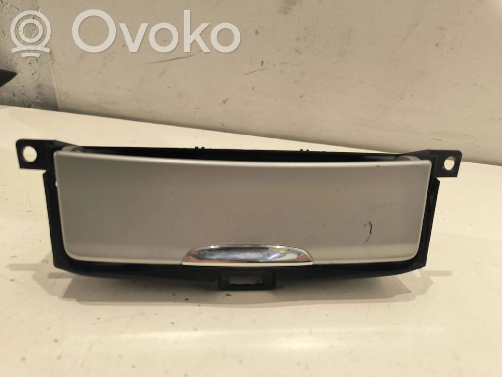 Ford Mondeo MK IV Cendrier 