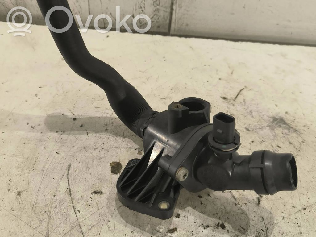 Volkswagen PASSAT B6 Termostat / Obudowa termostatu 