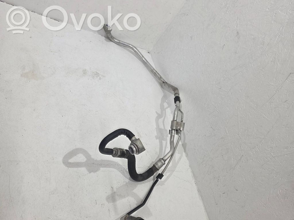 Audi Q8 Conductă/furtun aer condiționat (A/C) 