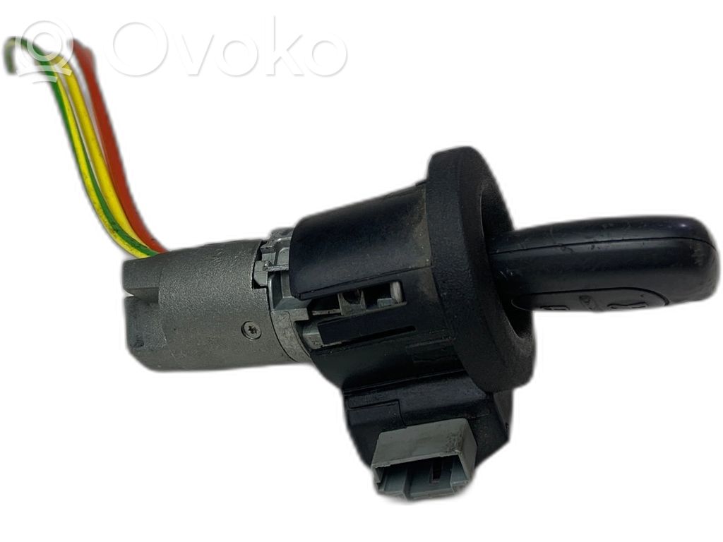 Renault Trafic II (X83) Ignition lock 