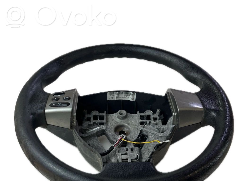 Steering wheel   484309U005