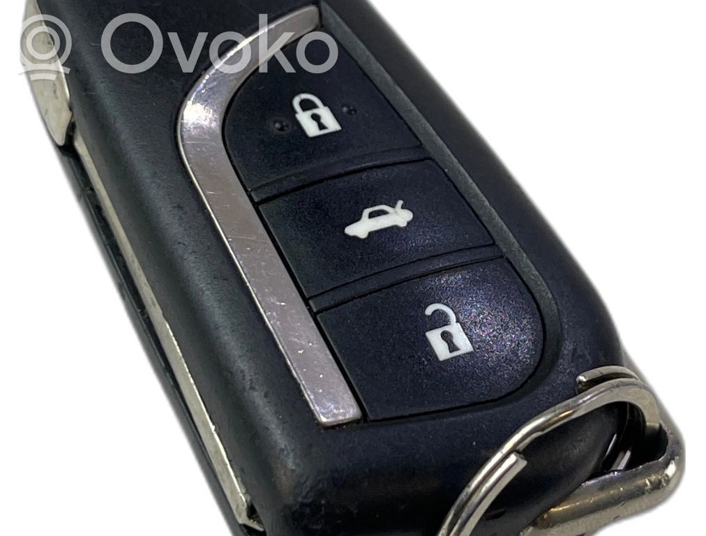 Toyota Avensis T270 Замок зажигания 