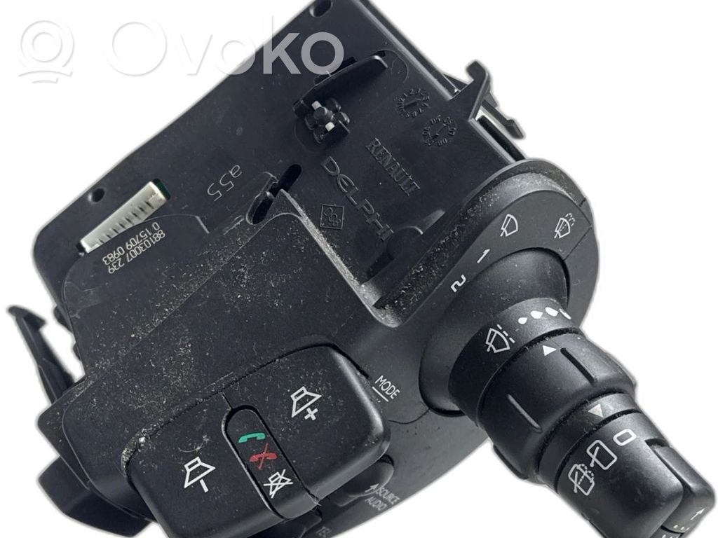 Renault Clio III Otros interruptores/perillas/selectores 