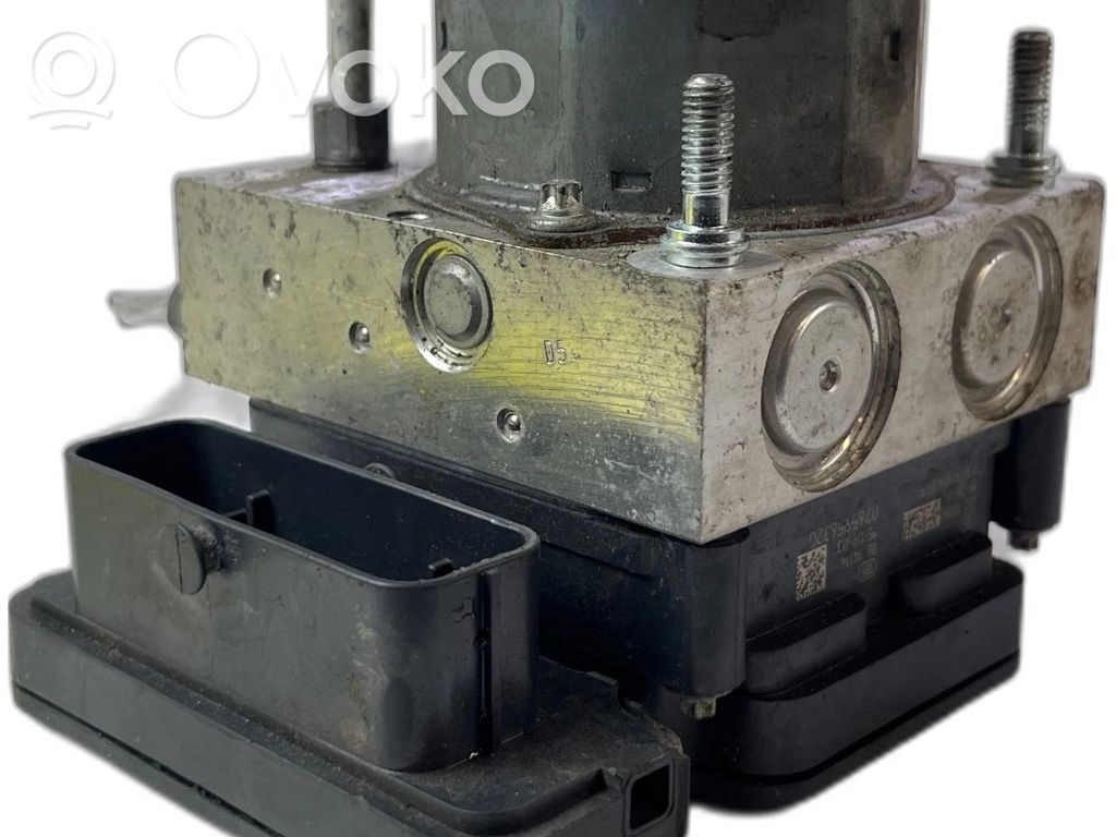 Renault Twingo III Master brake cylinder 