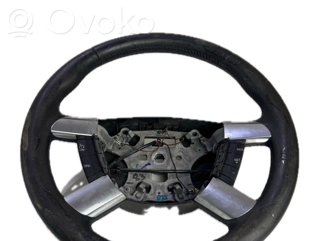 Ford Kuga I Volante 