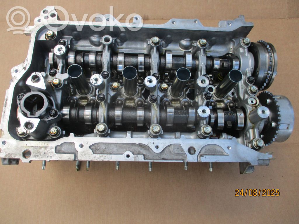 Lexus UX Engine head 