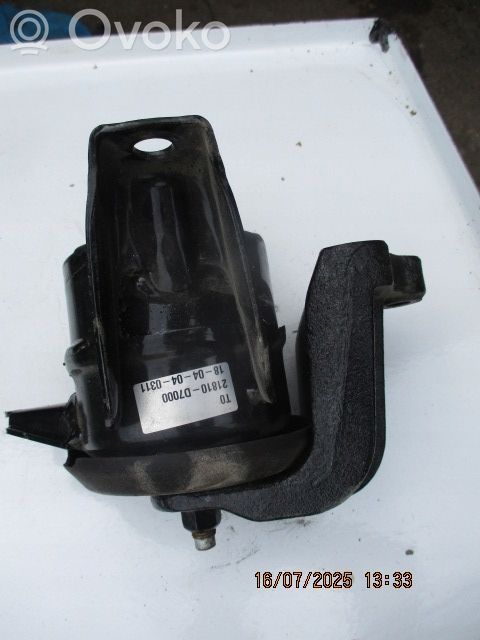 Hyundai Tucson TL Engine mount bracket 