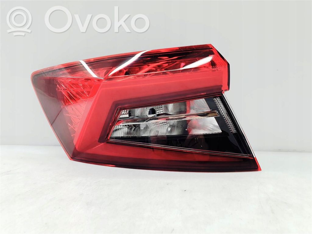 Rear/tail lights set   57A945207