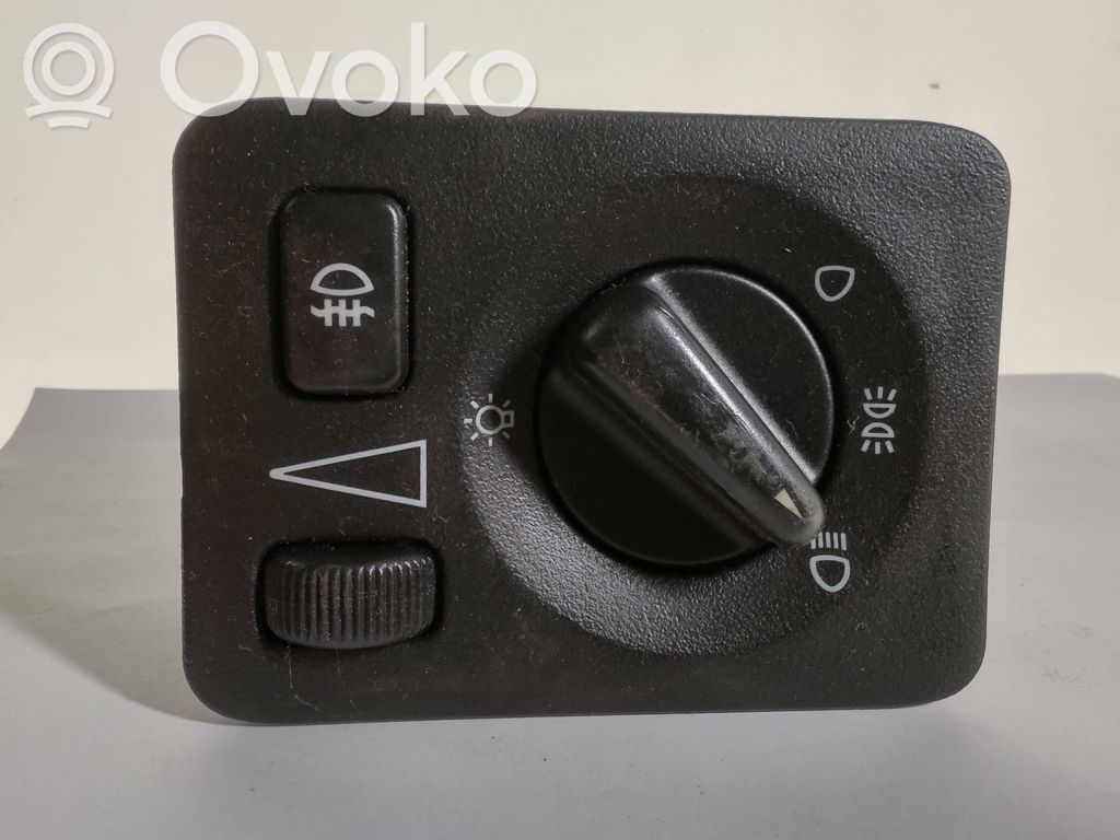Light switch   12760589